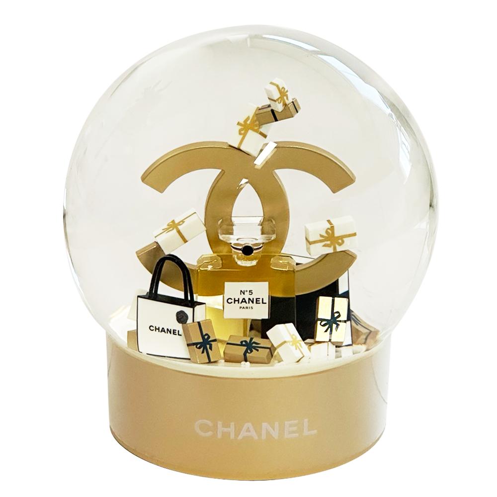 Chanel 2019年　スノーボール シャネルのスノードームが渋谷に出現 期間限定！抜群のフォト